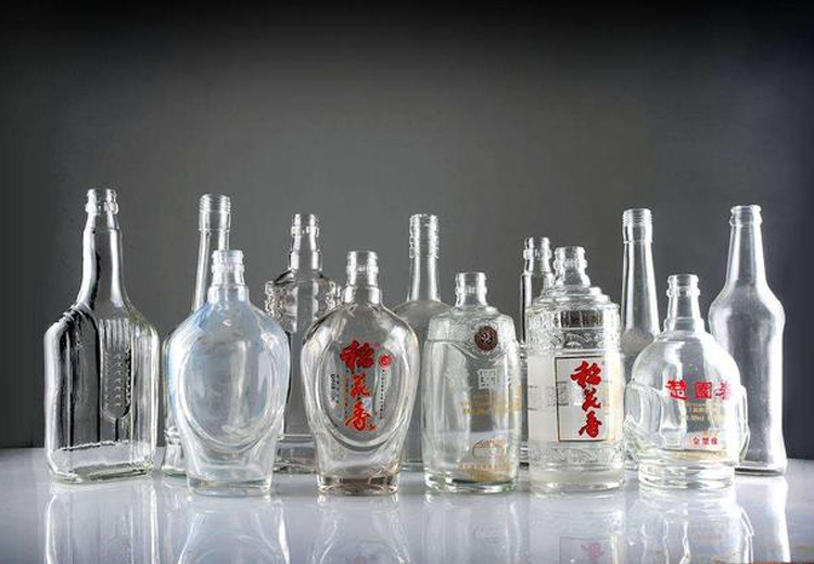 好博网页版玻璃告诉您玻璃瓶如何抛光